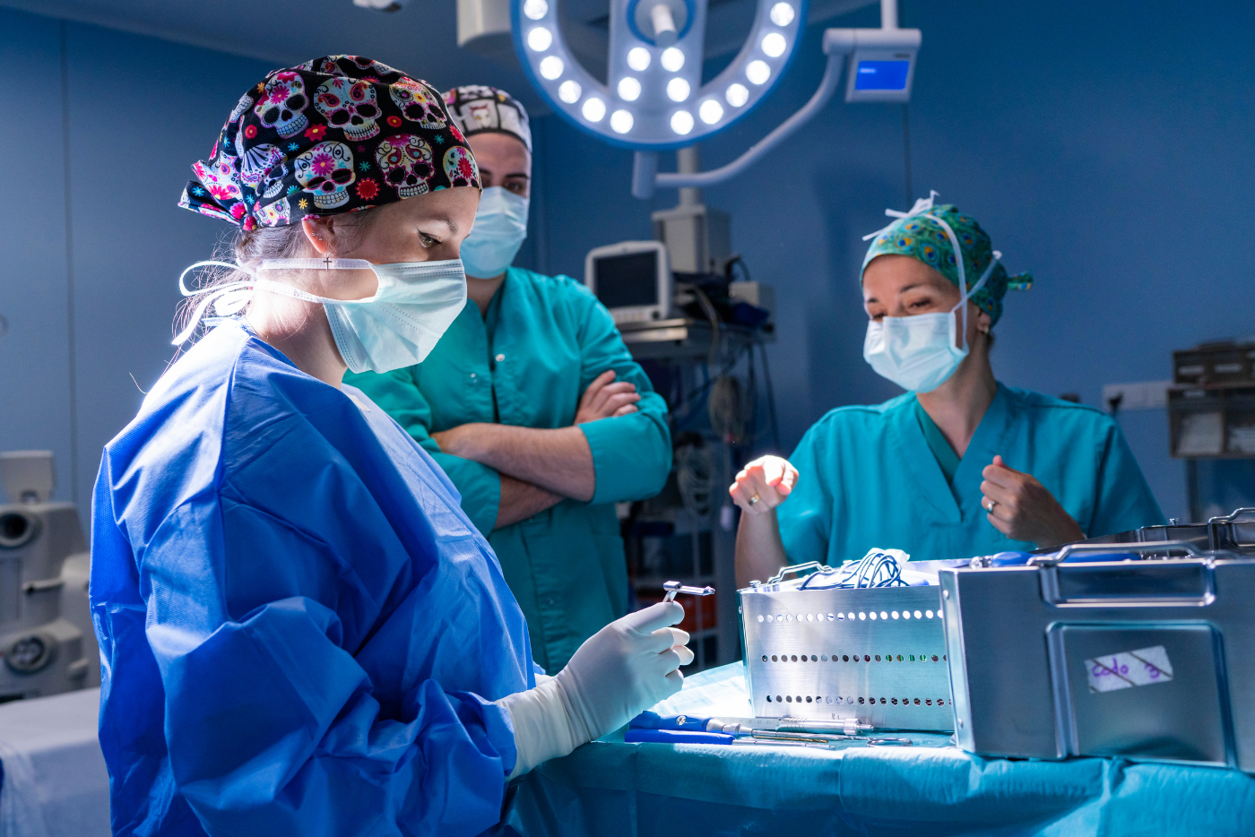 surgery-1807541_1920